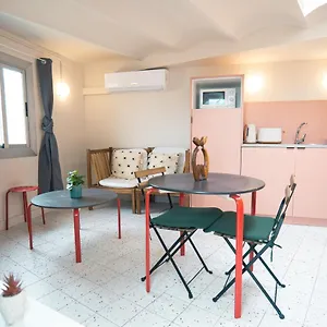 Apartment Smartr Ramblas, Barcelona