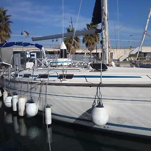 Botel Downtown Yacht, Barcelona